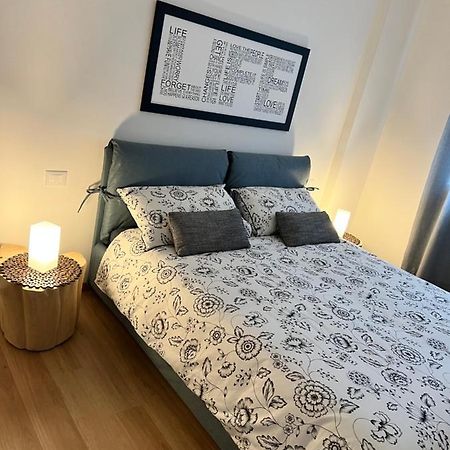 Apartamento Mandi Mandi Cavour Údine Exterior foto