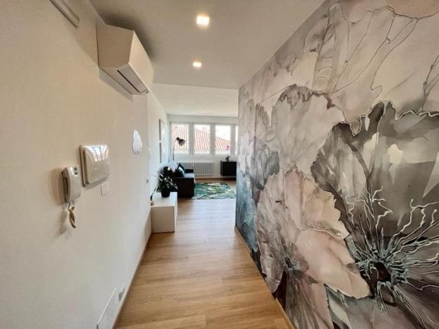 Apartamento Mandi Mandi Cavour Údine Exterior foto